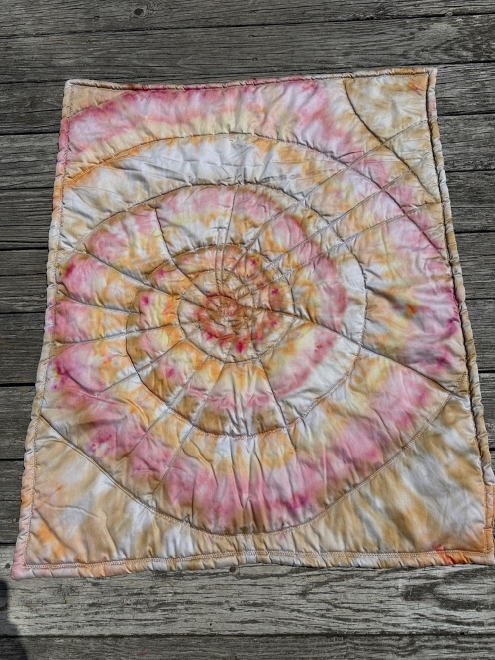 Tye dye quilted throw blanket